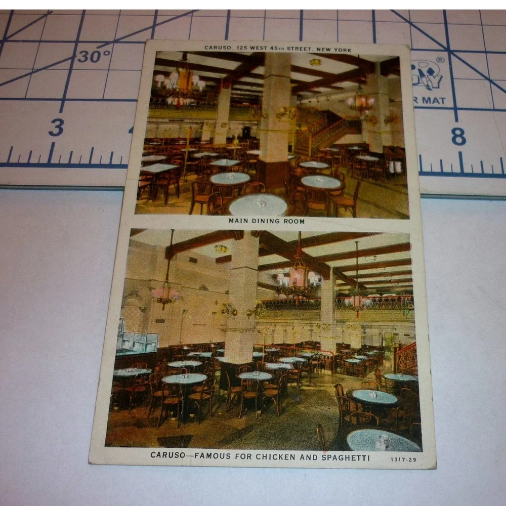 Vintage Caruso Restaurant Postcard NYC 125 West 45th St Main Dining Room Linen